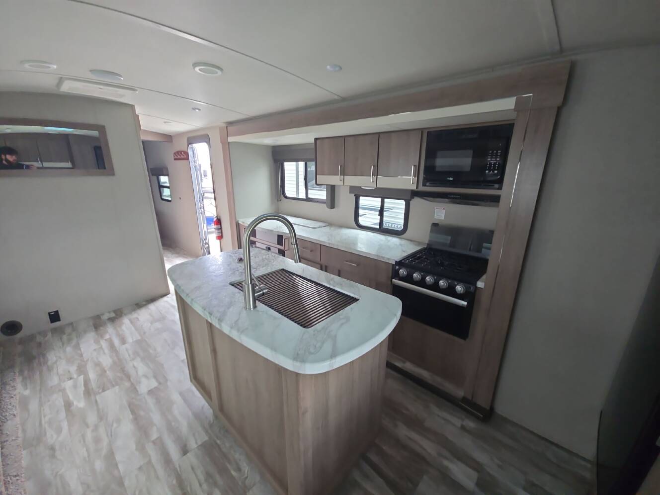 A photo of this 2022 Grand Design IMAGINE 2670MK