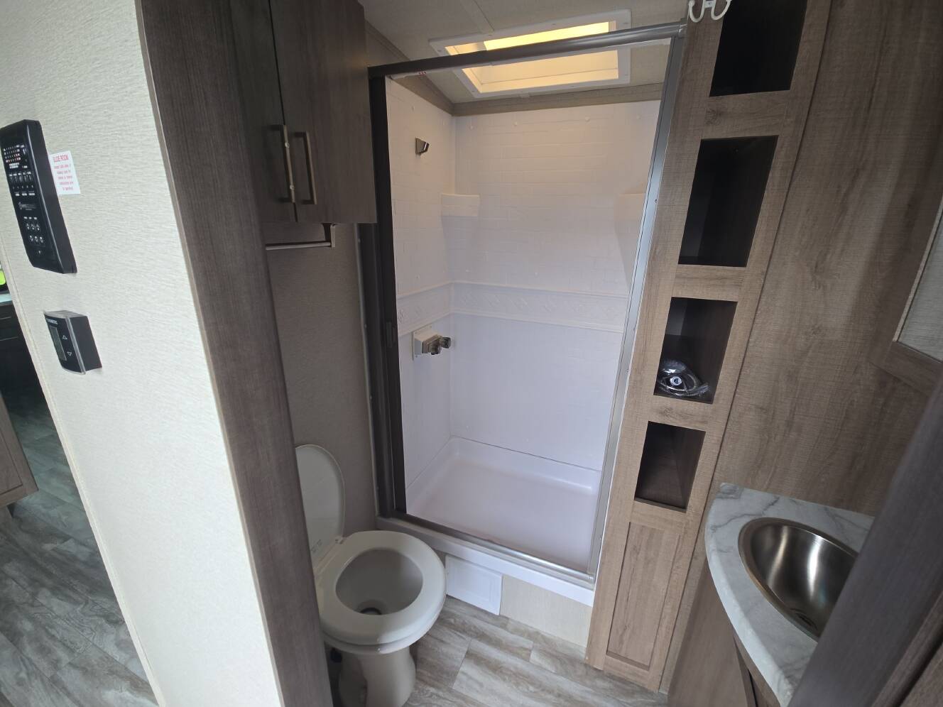 A photo of this 2022 Grand Design IMAGINE 2670MK