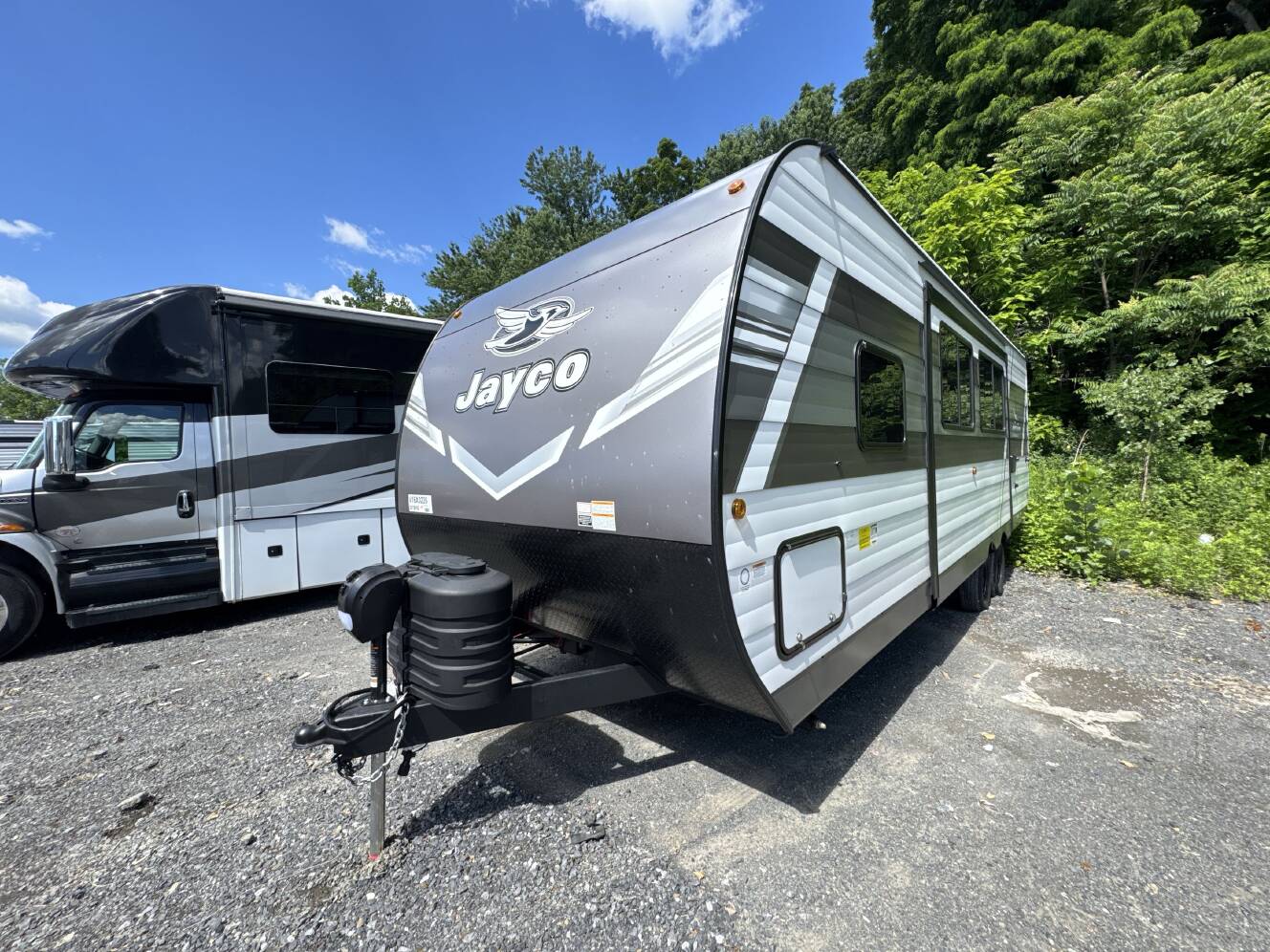 A photo of this 2027 Jayco JAY FLIGHT 261BHS