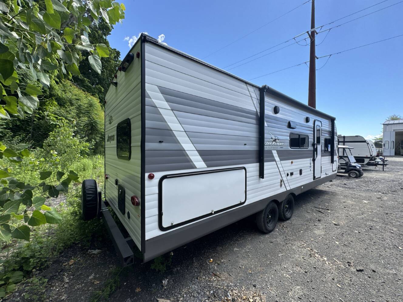 A photo of this 2027 Jayco JAY FLIGHT 261BHS