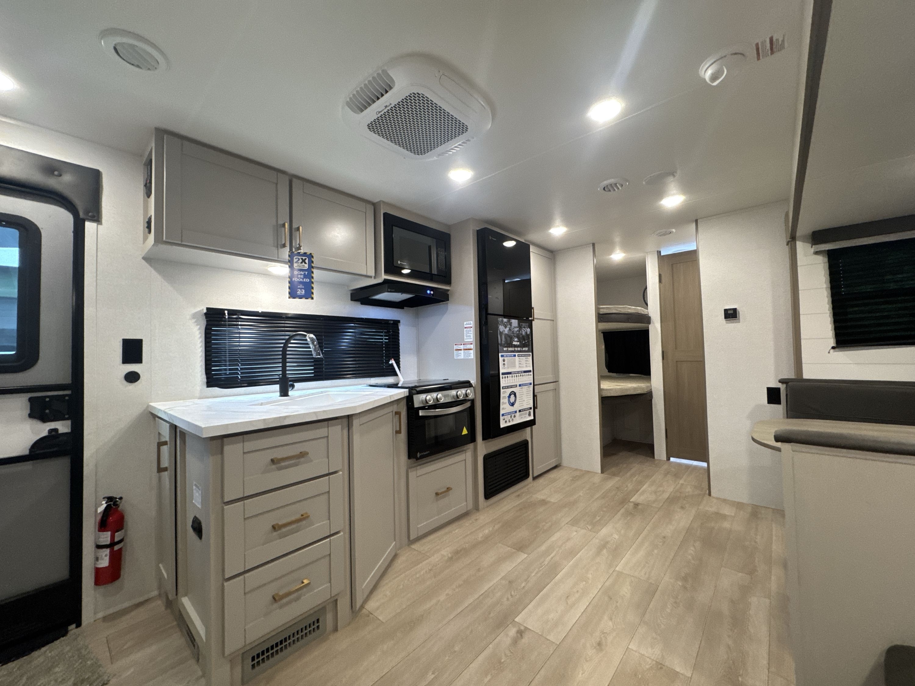 2027 Jayco JAY FLIGHT 261BHS in kingston NY