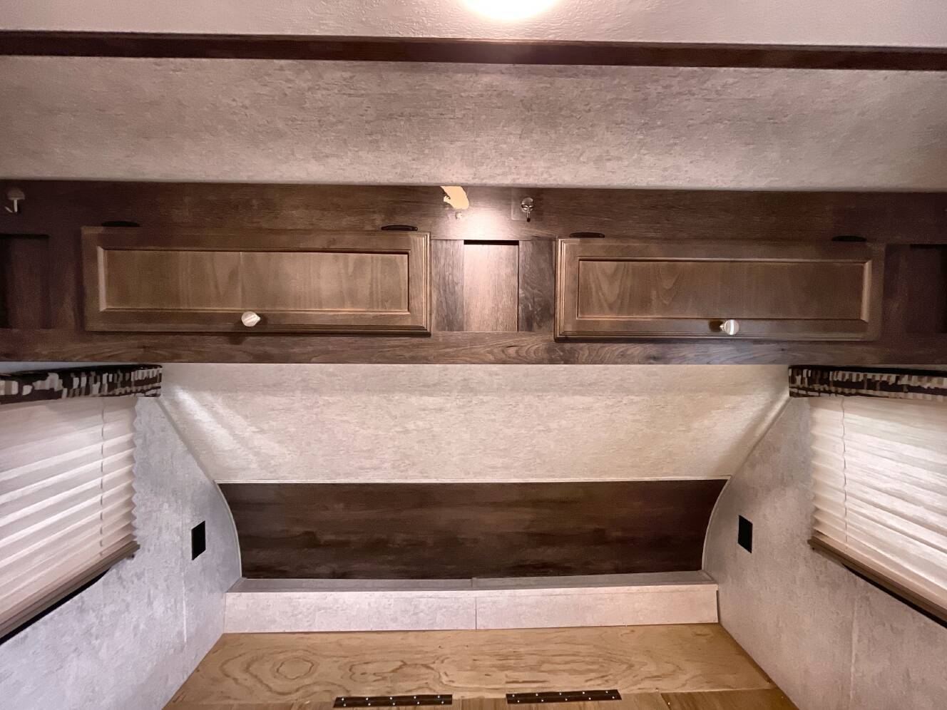 A photo of this 2019 Starcraft AUTUMN RIDGE 180BHS