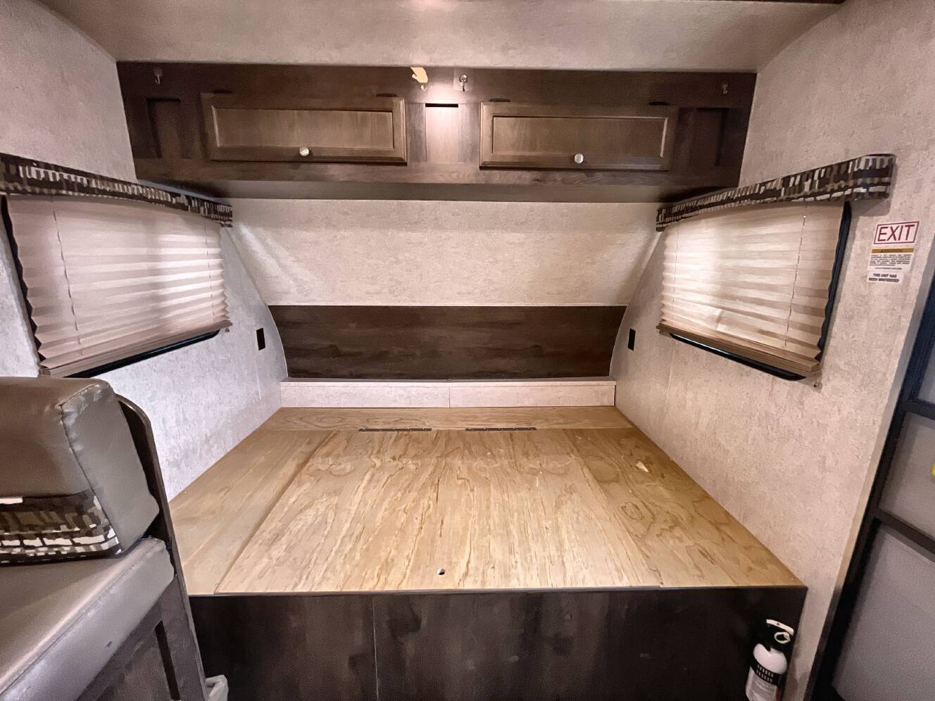 A photo of this 2019 Starcraft AUTUMN RIDGE 180BHS