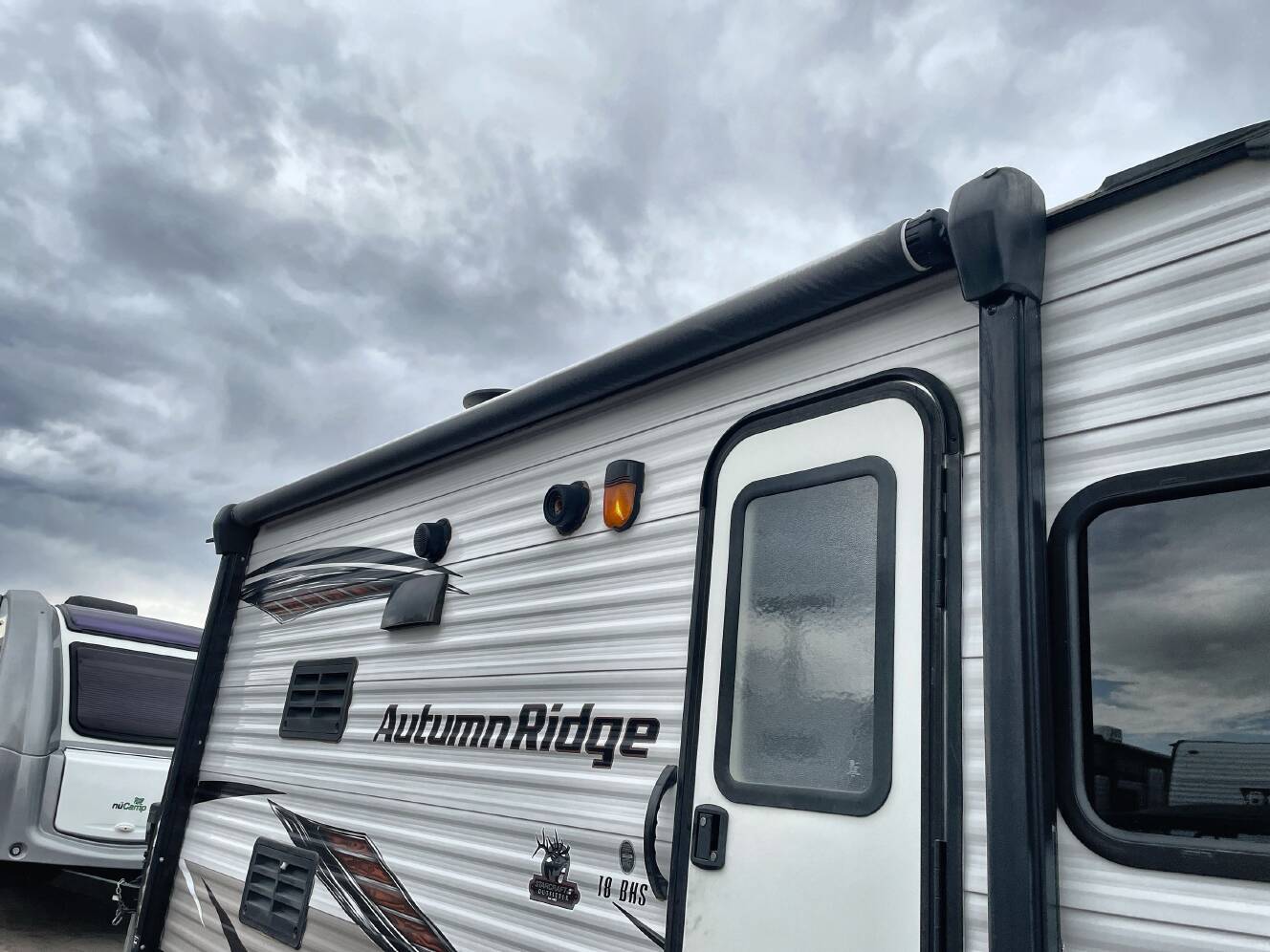 A photo of this 2019 Starcraft AUTUMN RIDGE 180BHS