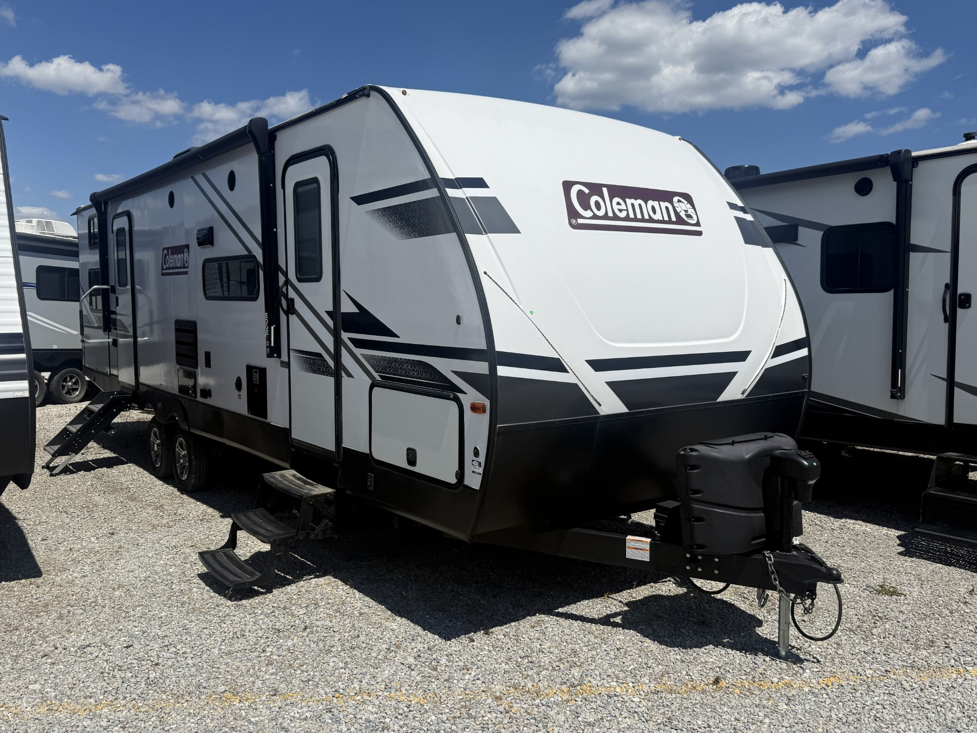 2022 Coleman COLEMAN LIGHT 2835BH in hanover PA
