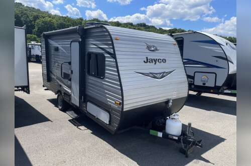 2021 Jayco JAY FLIGHT SLX 174BH in apollo PA