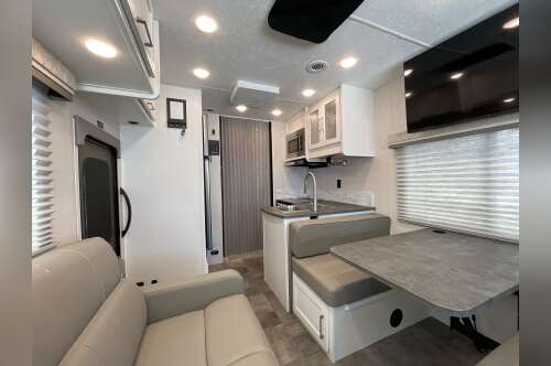 2022 Coachmen PURSUIT 27XPS in temecula CA