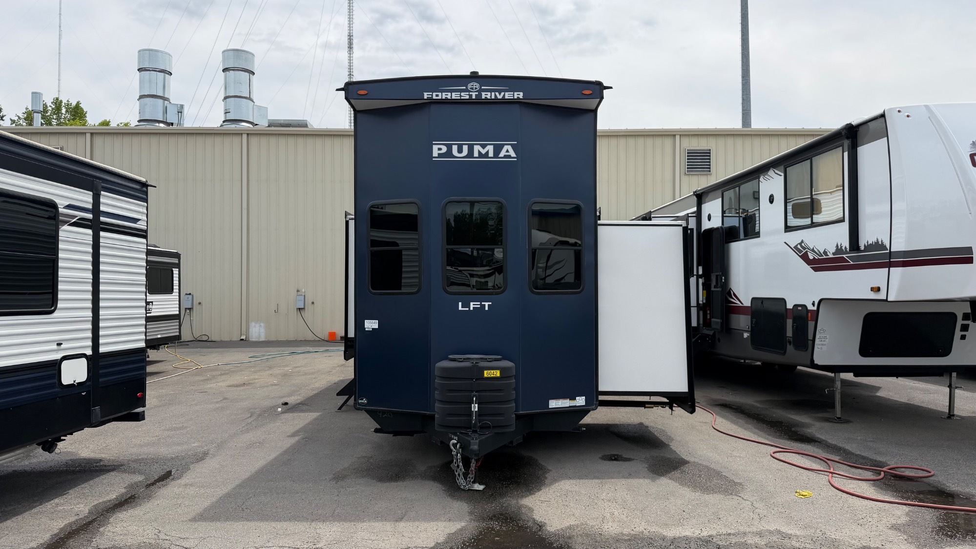 2025 Forest River PUMA 420LFT RV