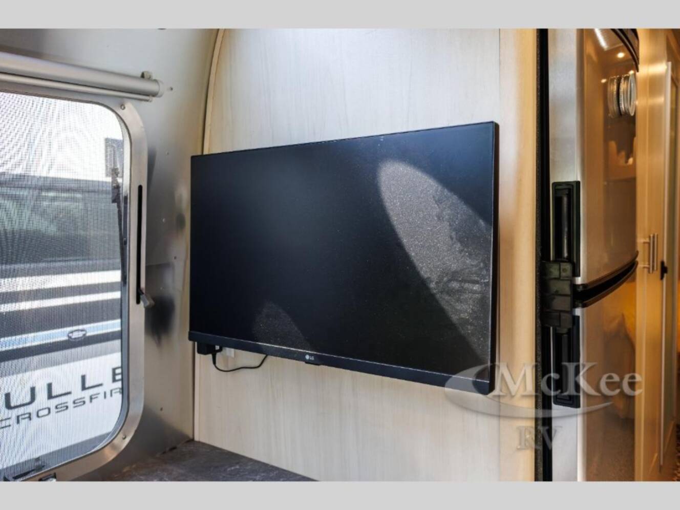 A photo of this 2021 Airstream Flying Cloud 27FB