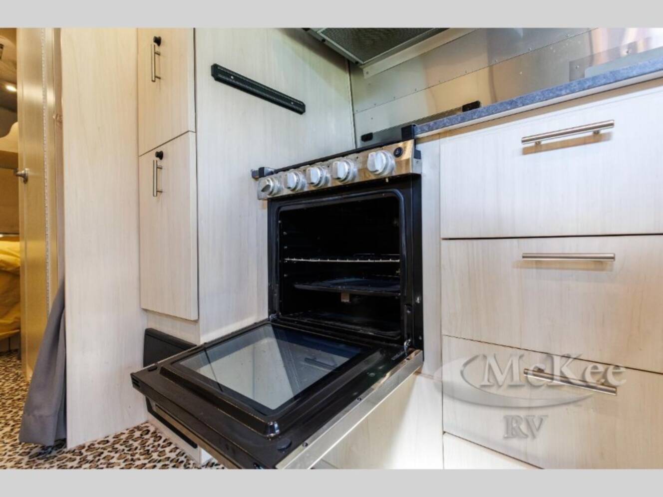 A photo of this 2021 Airstream Flying Cloud 27FB
