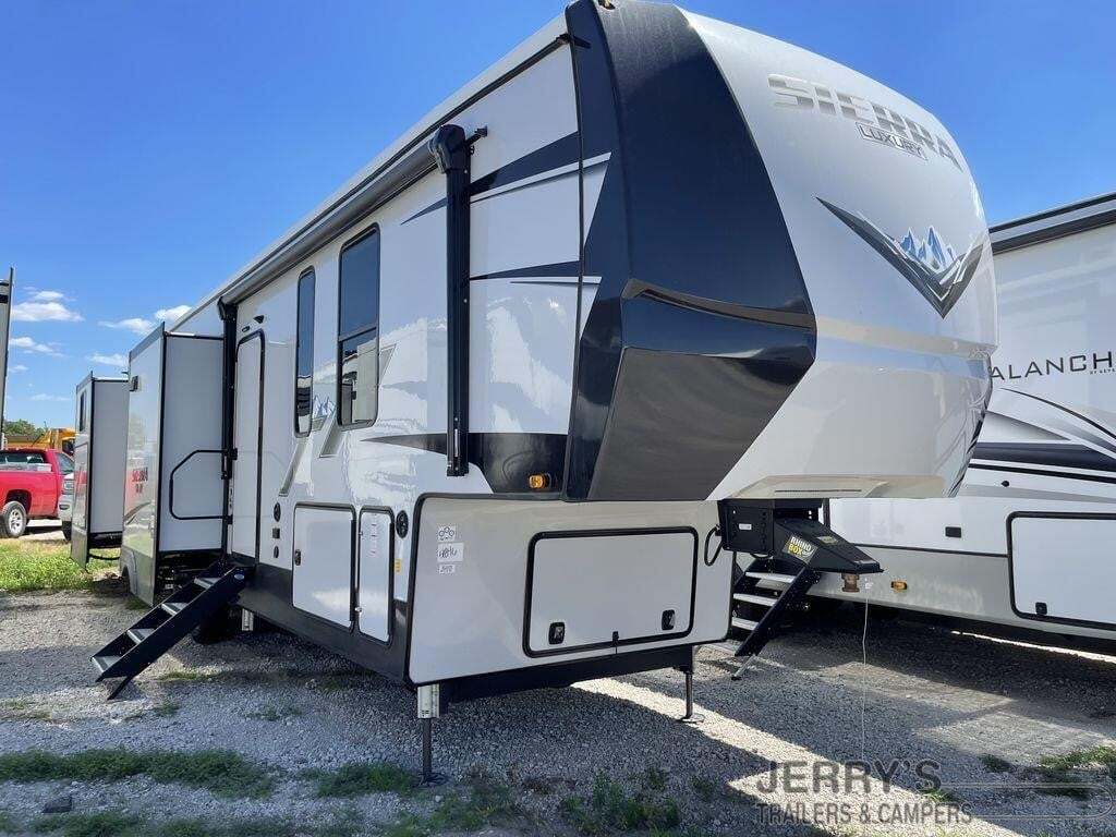 2022 Forest River SIERRA LUXURY 384QBOK in norfolk NE