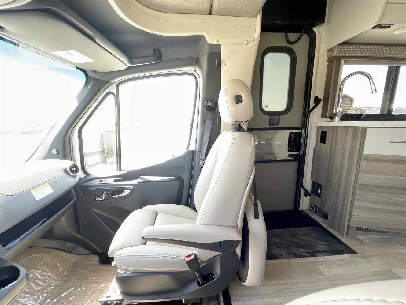 A photo of this 2025 Thor Motor Coach TIBURON 24XL