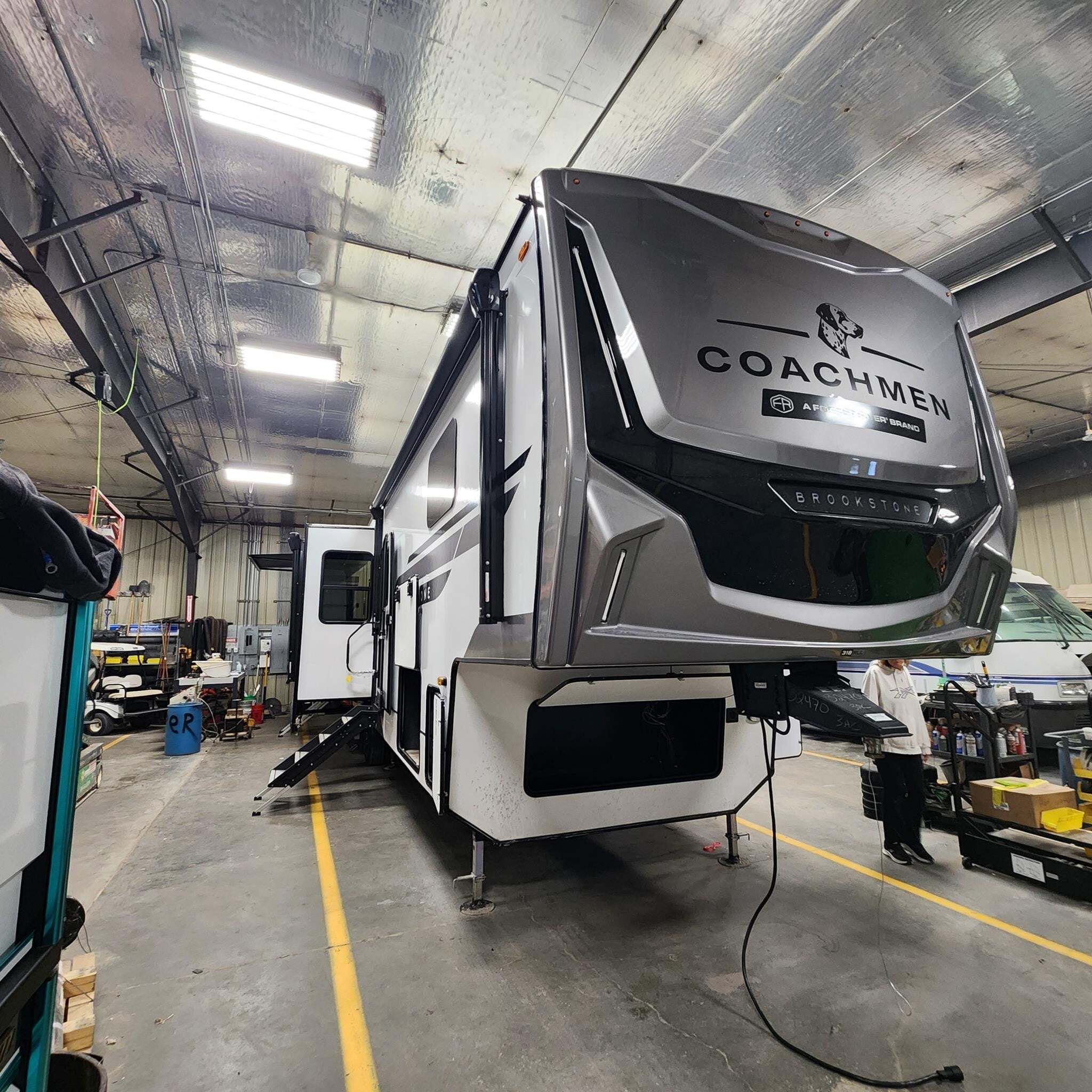 2025 Coachmen BROOKSTONE 318RLL in norfolk NE