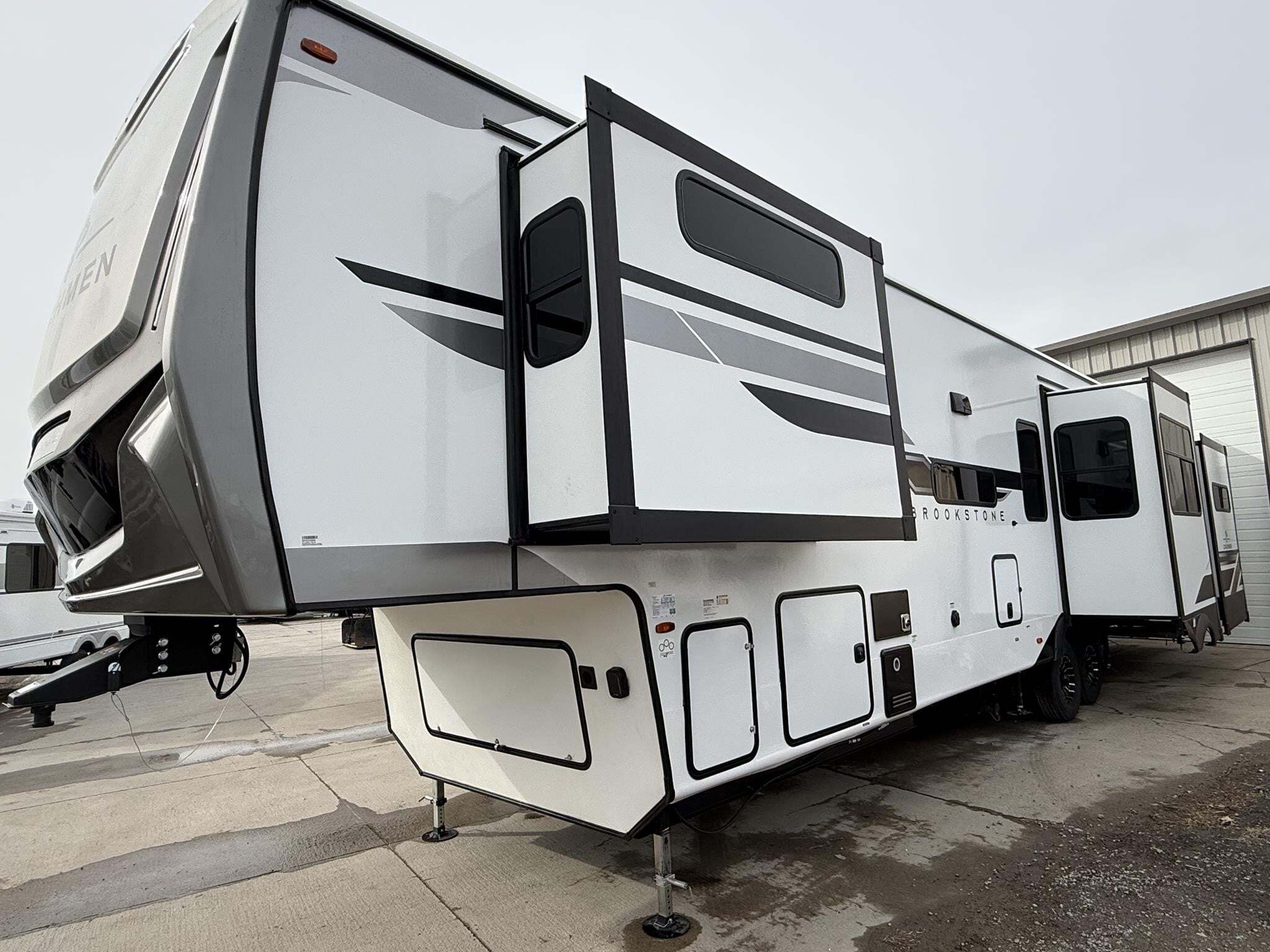 2026 Coachmen BROOKSTONE 395DBL in norfolk NE