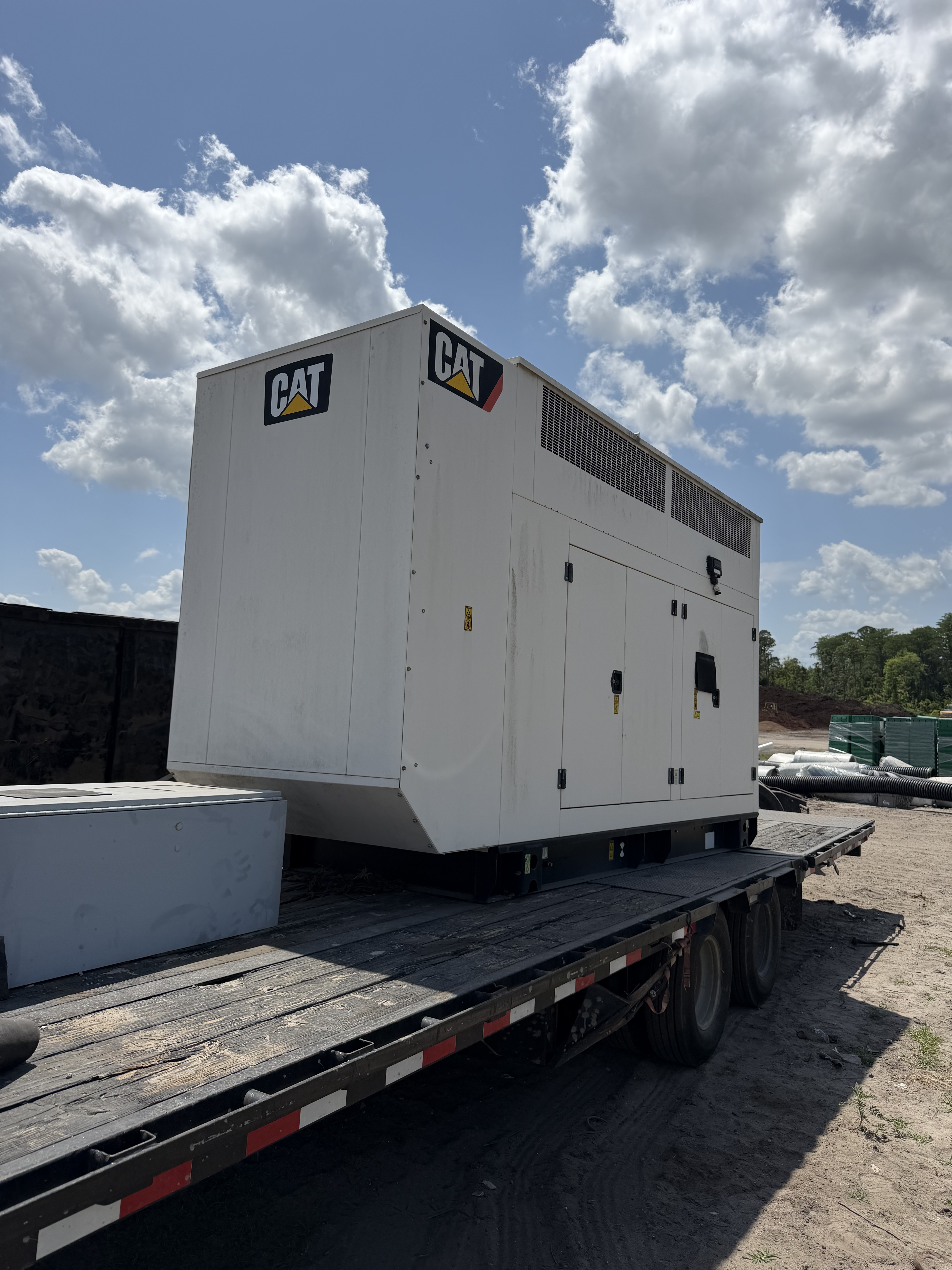 2019 CATERPILLAR DG200 GC in Umatilla, FL