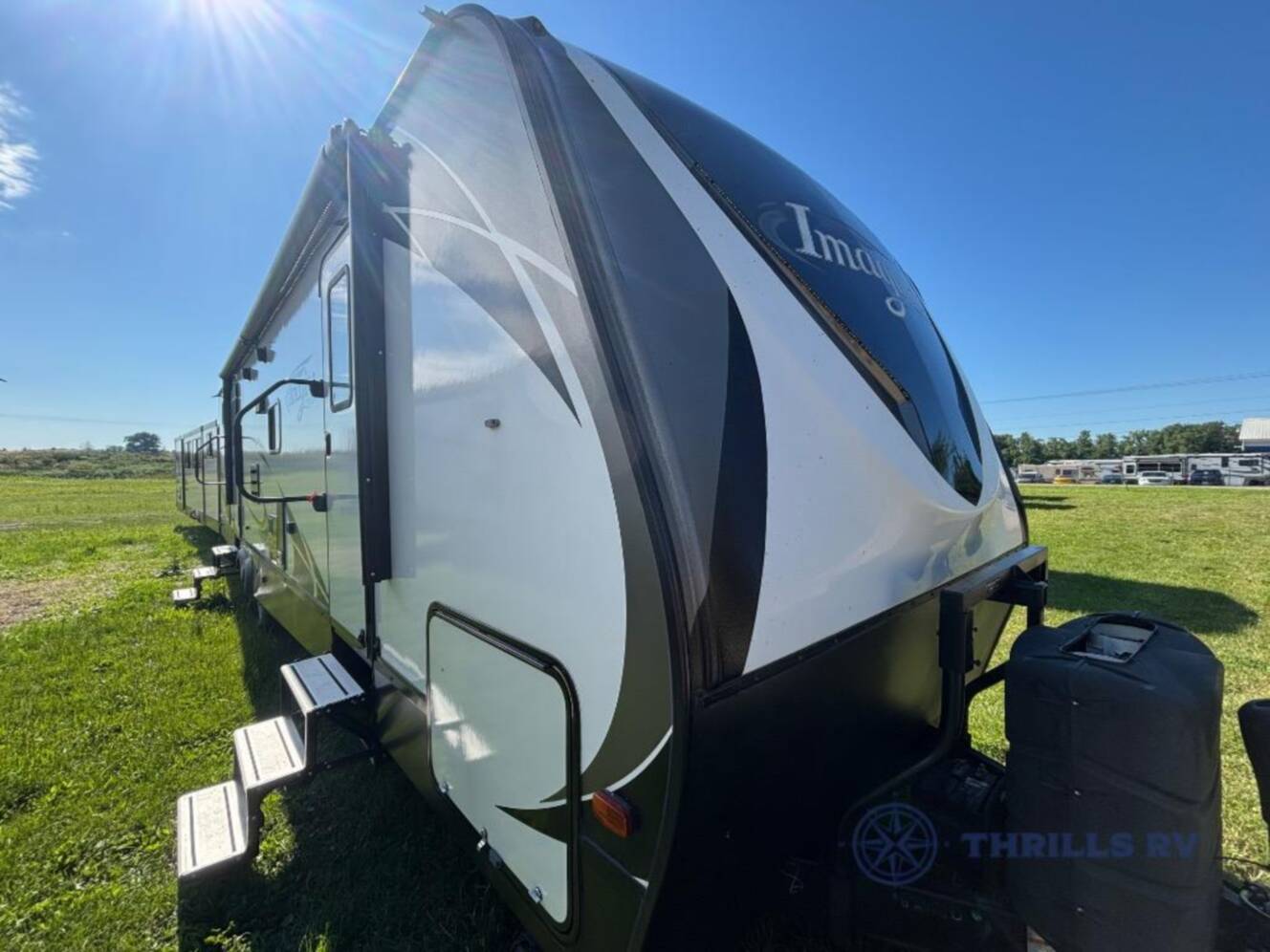A photo of this 2018 Grand Design Imagine 3170BH