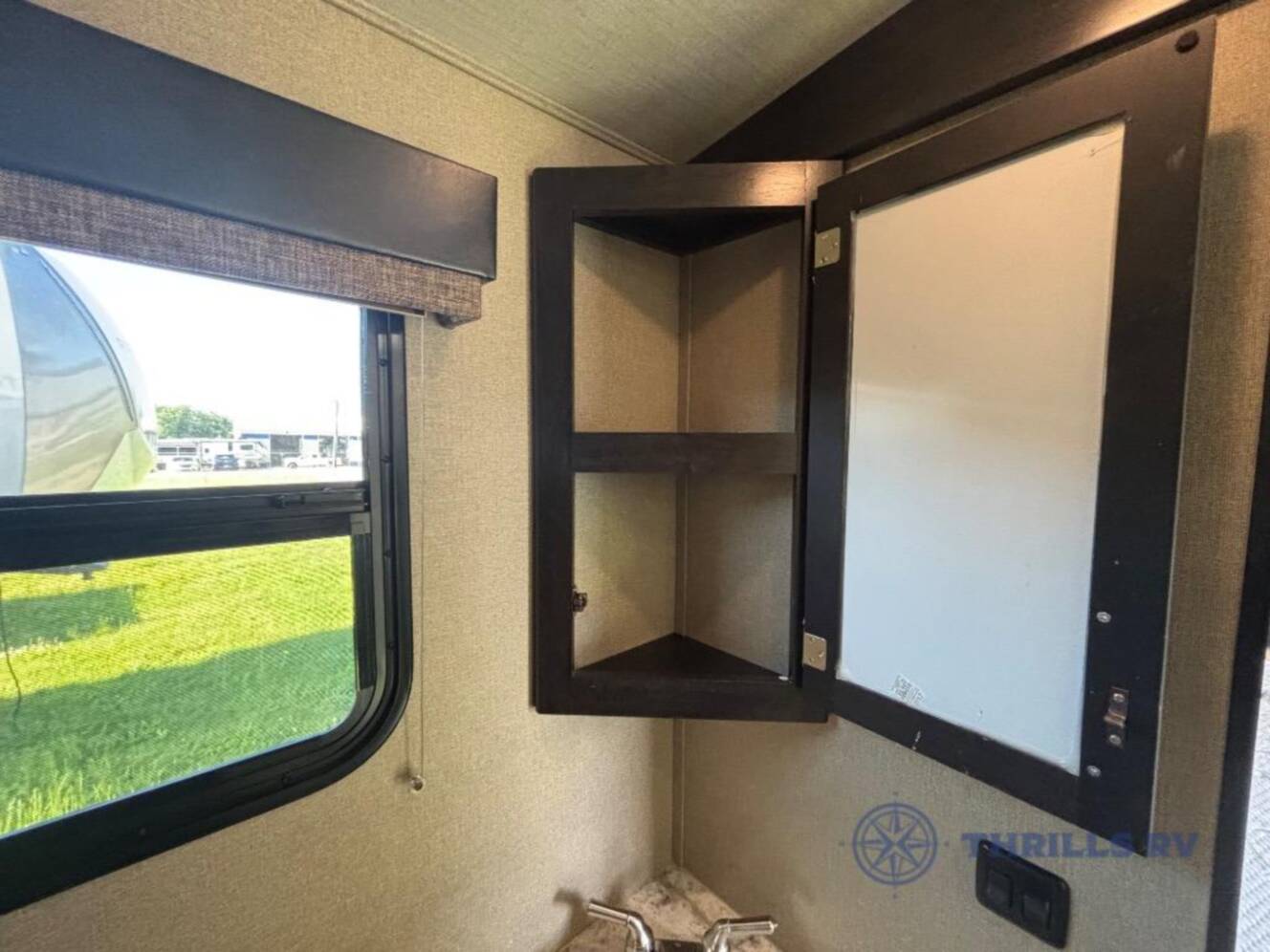 A photo of this 2018 Grand Design Imagine 3170BH