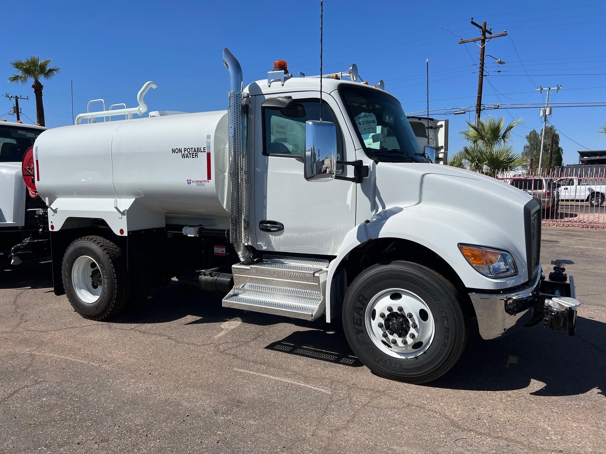 2027 KENWORTH T280 in Phoenix, AZ