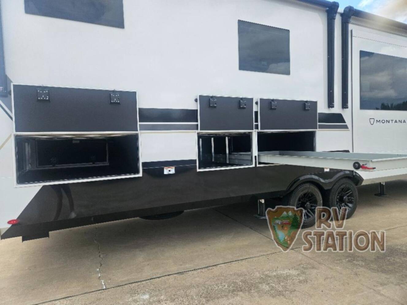 A photo of this 2027 Keystone Rv Montana 3800FL
