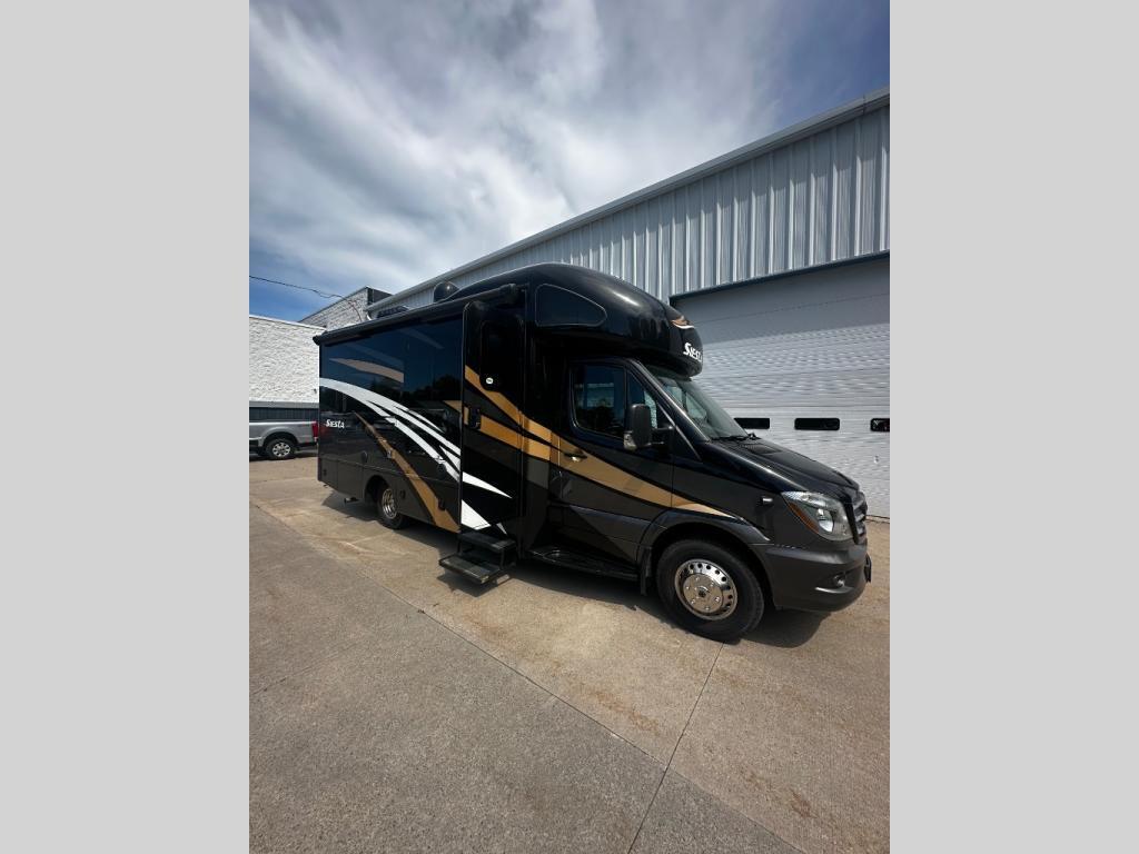 2018 Thor Motor Coach Siesta Sprinter 24SS in orchard park NY