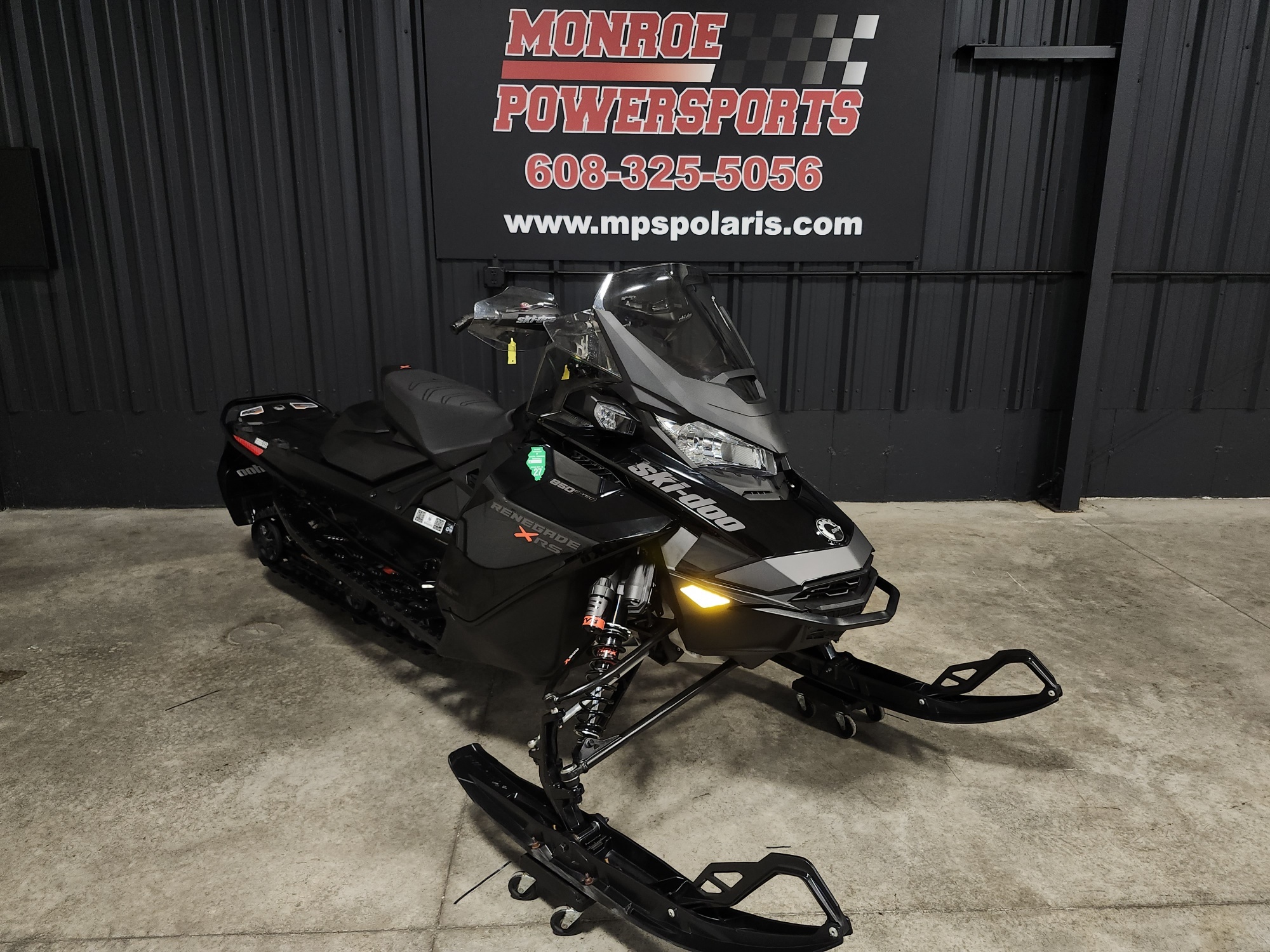 2022 Ski-Doo RENEGADE XRS 850 ETEC 137 BLACK ADRENALINE in monroe WI
