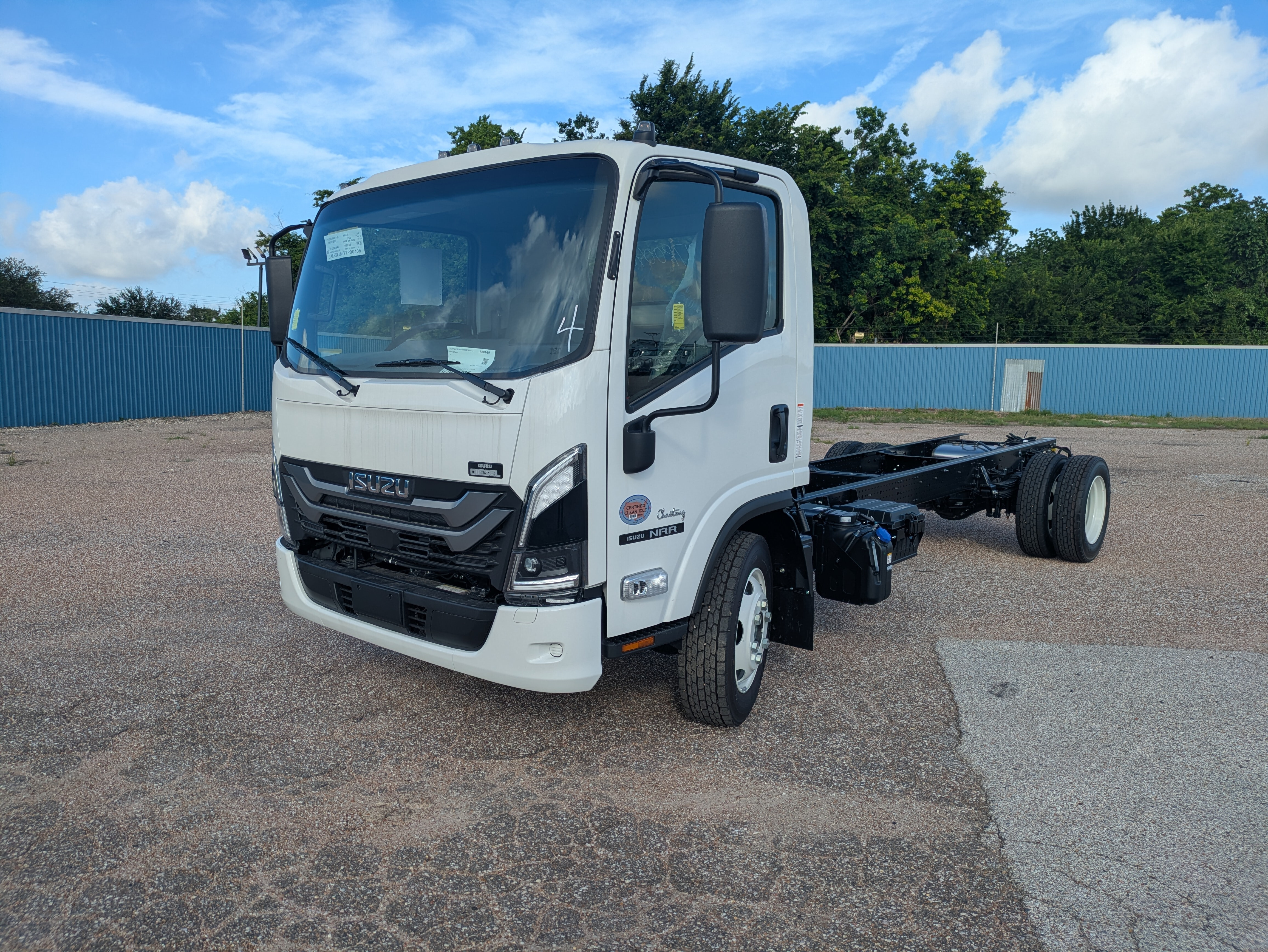 2027 ISUZU NRR in Houston, TX