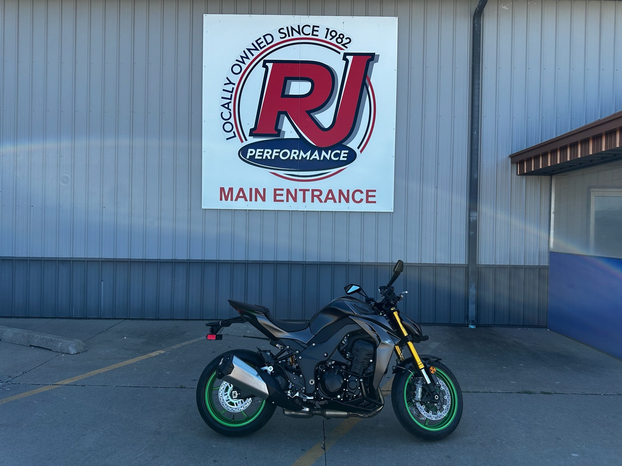 2026 Kawasaki Z1100 SE ABS SE ABS in Fort Dodge, IA