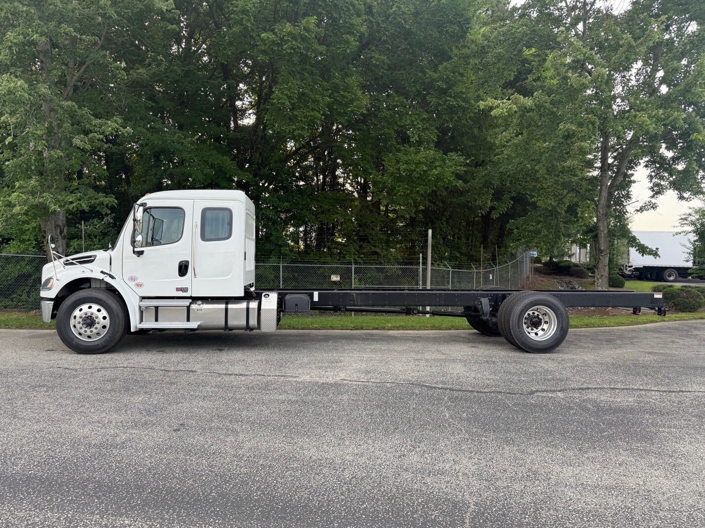 2027 FREIGHTLINER BUSINESS CLASS M2 106 in Greensboro, NC