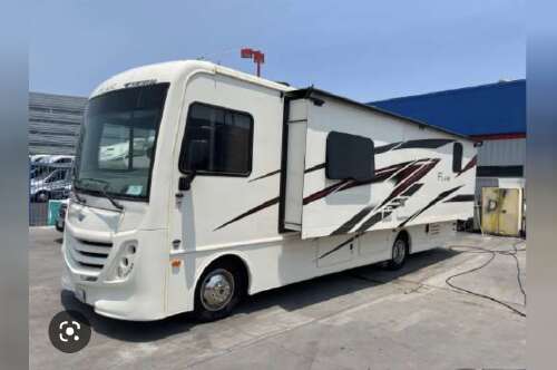2021 Fleetwood FLAIR 29M in bath twp MI