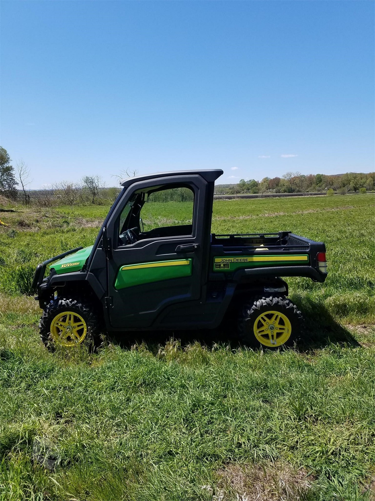 2018 John Deere GATOR™ XUV835M BASE in shelley ID