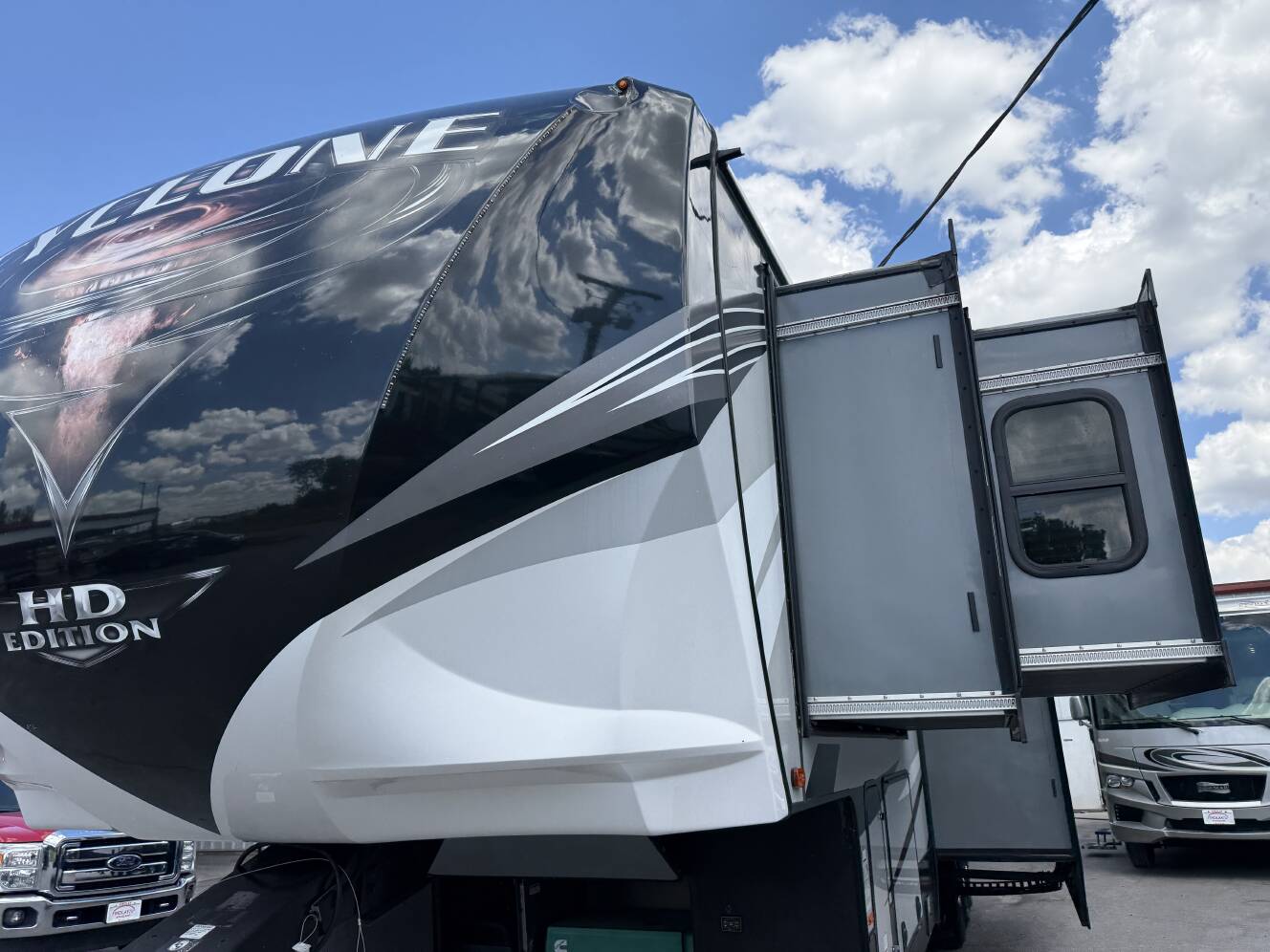 A photo of this 2019 Heartland CYCLONE 4007