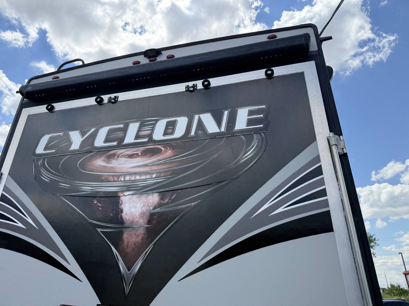 A photo of this 2019 Heartland CYCLONE 4007