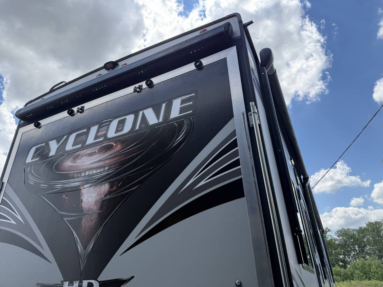 A photo of this 2019 Heartland CYCLONE 4007