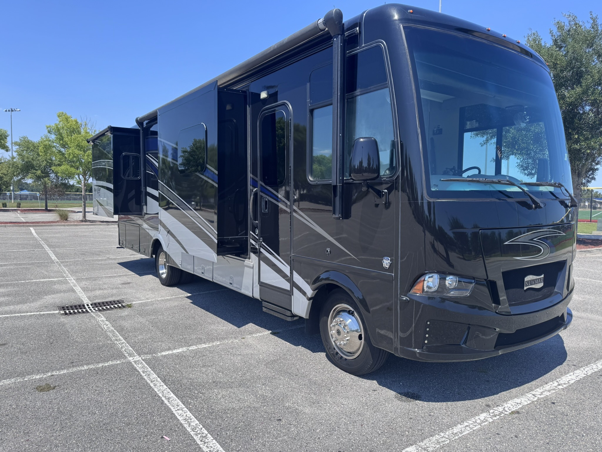 2020 Newmar BAY STAR SPORT 3226 in myrtle beach SC