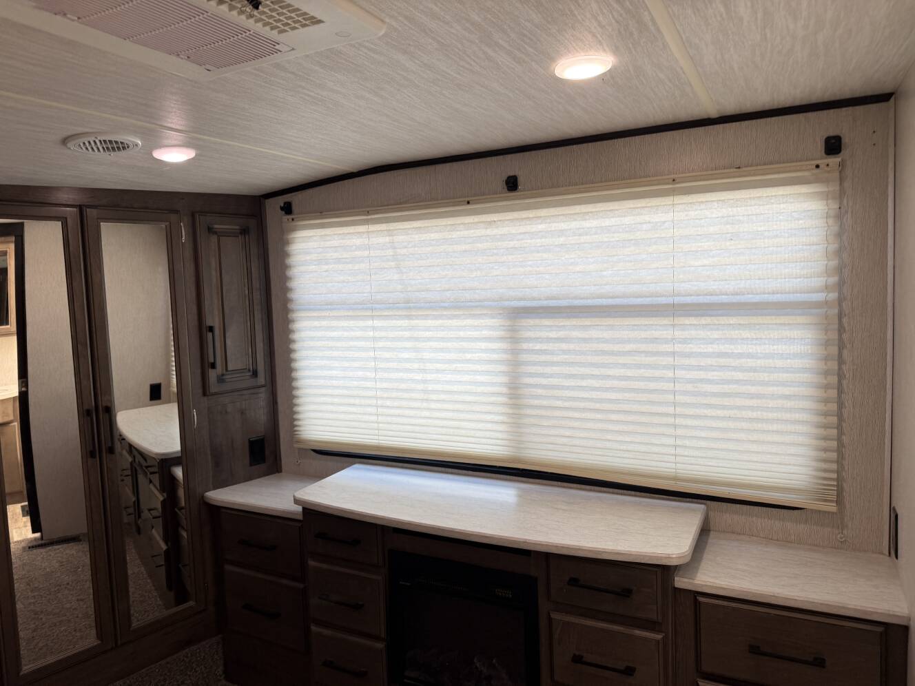 A photo of this 2019 Heartland CYCLONE 4007