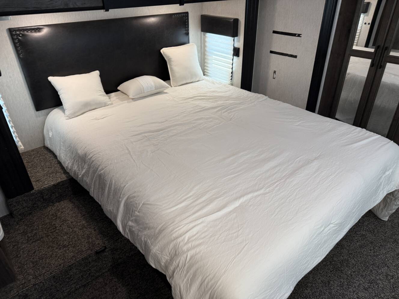 A photo of this 2019 Heartland CYCLONE 4007
