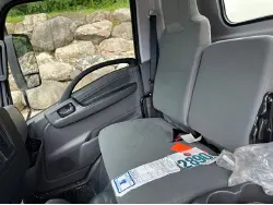 2025 ISUZU NRR