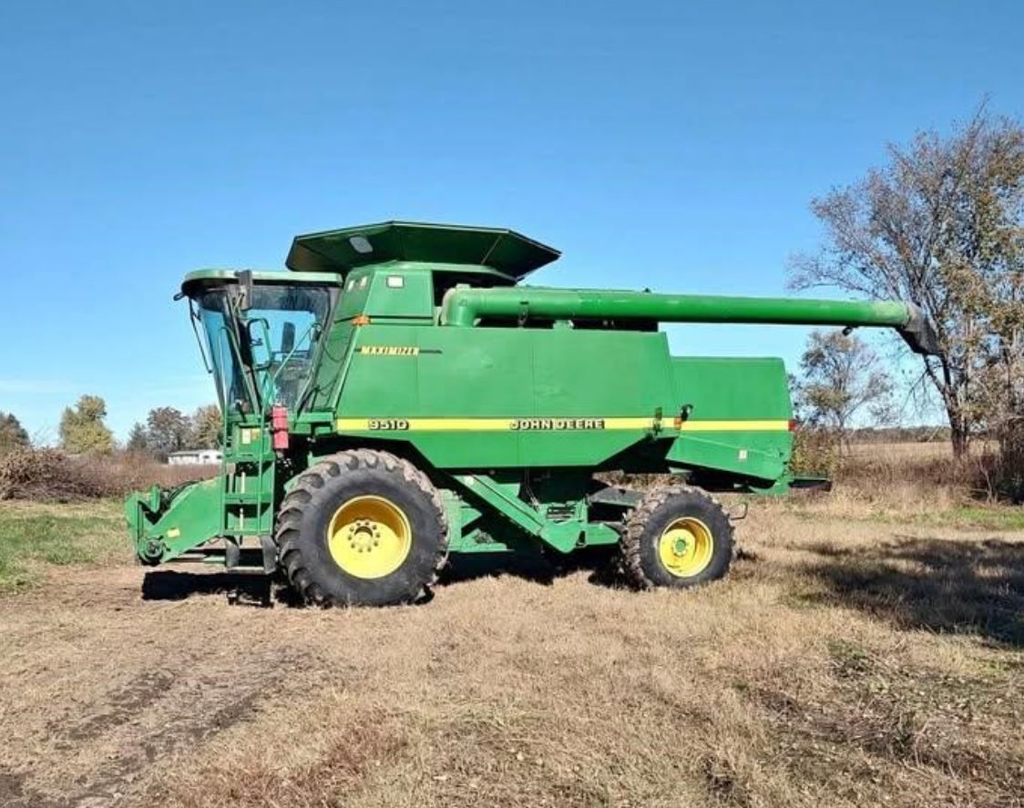 1999 JOHN DEERE 9510 in Emporia, KS