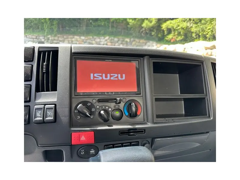 2026 ISUZU NPR HD
