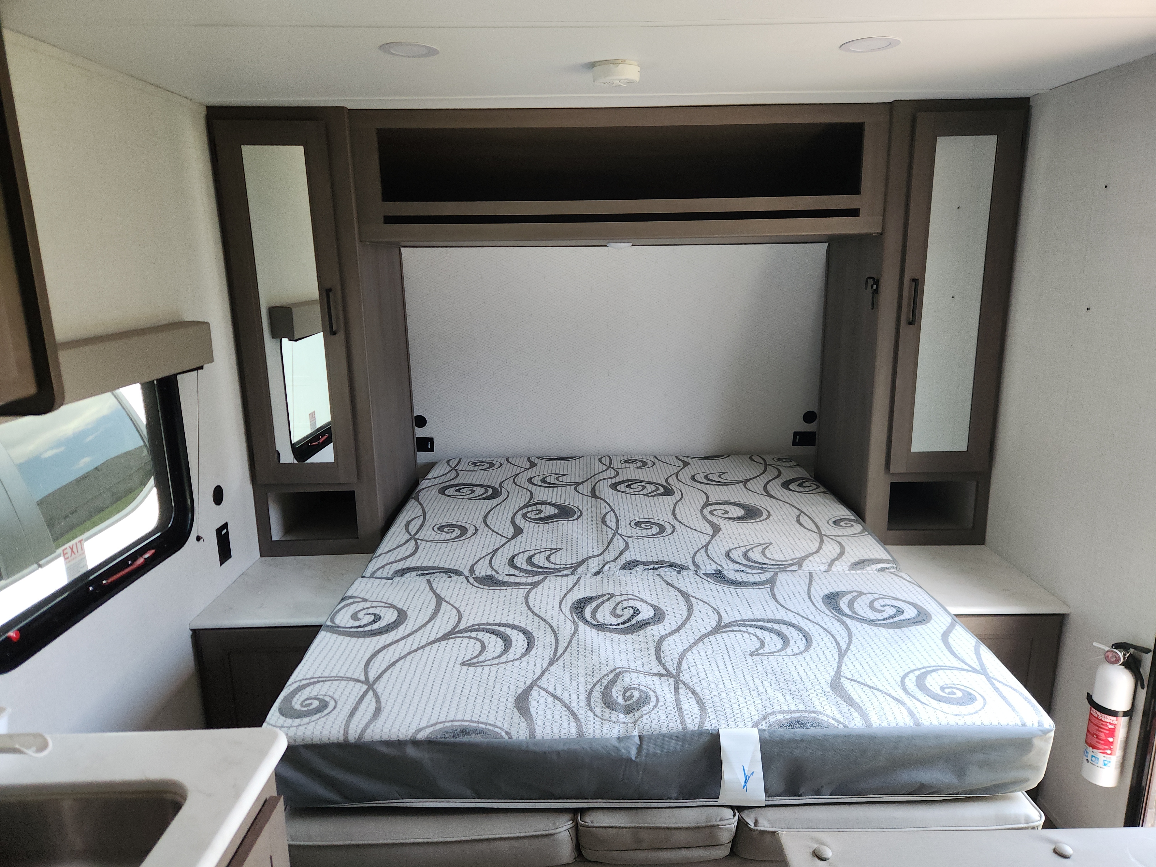 2025 Grand Design TRANSCEND ONE 151RB RV