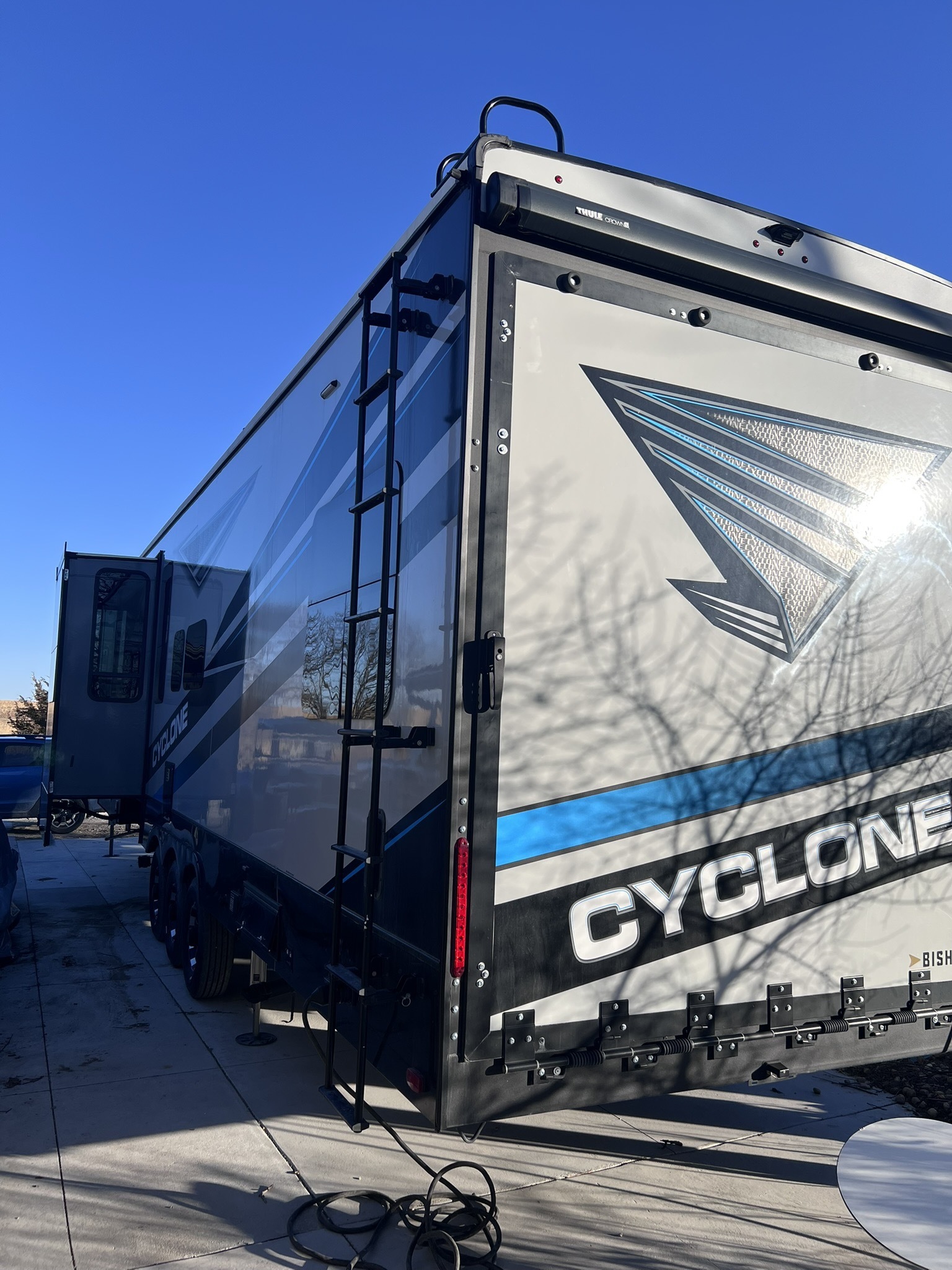 2023 Heartland CYCLONE CY 4000 ELITE RV