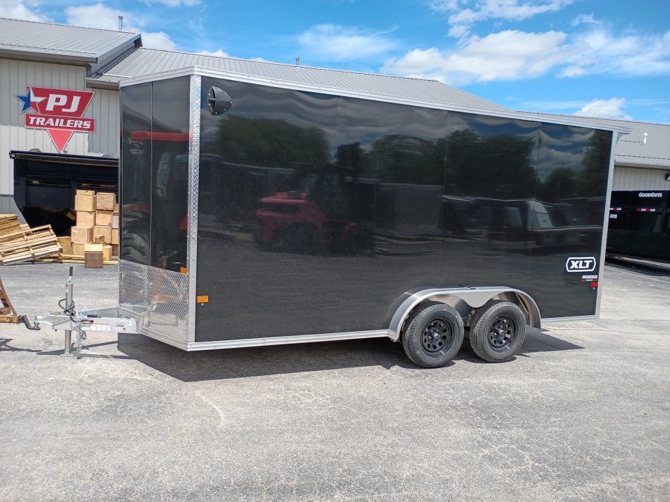2027 E-Z Hauler SUPERLITE SERIES 7.5X16-IF in Hilbert, WI