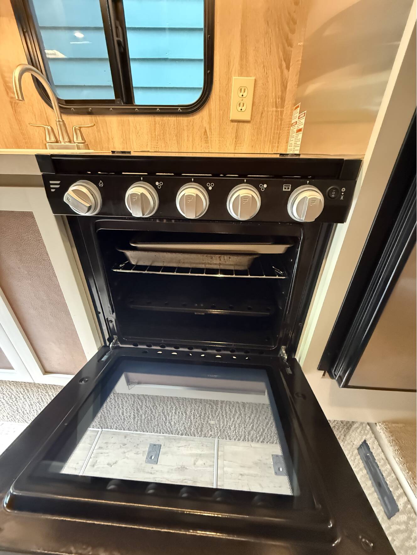 A photo of this 2021 Kingstar KRUZR 10