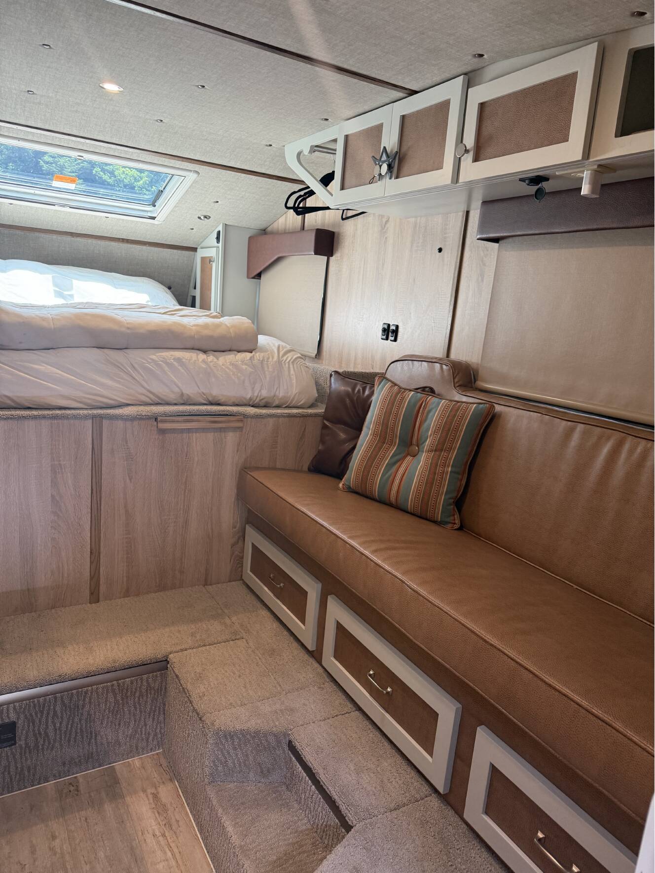 A photo of this 2021 Kingstar KRUZR 10