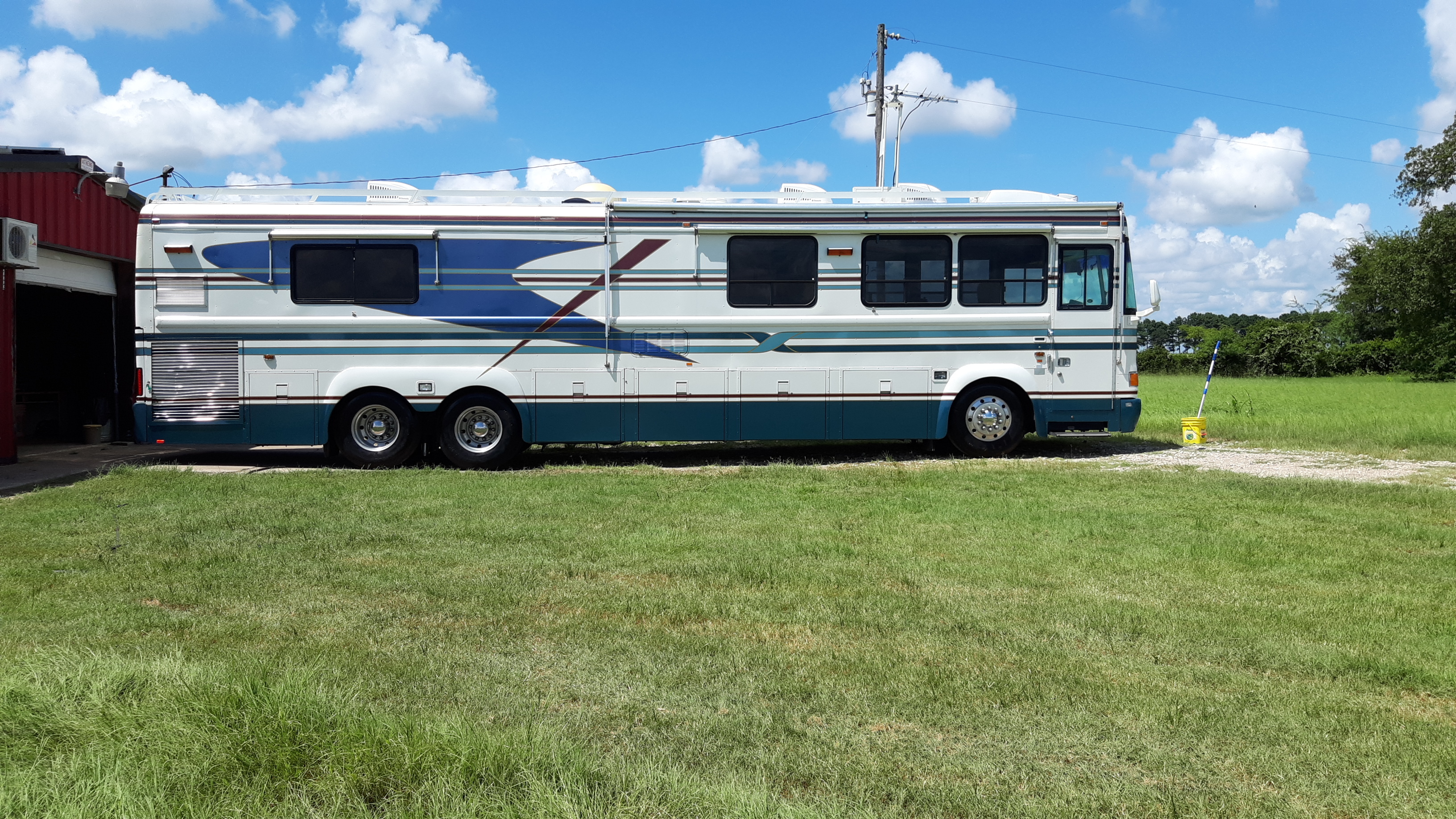 1995 Blue Bird WANDERLODGE WONDERLODGE 43' RV