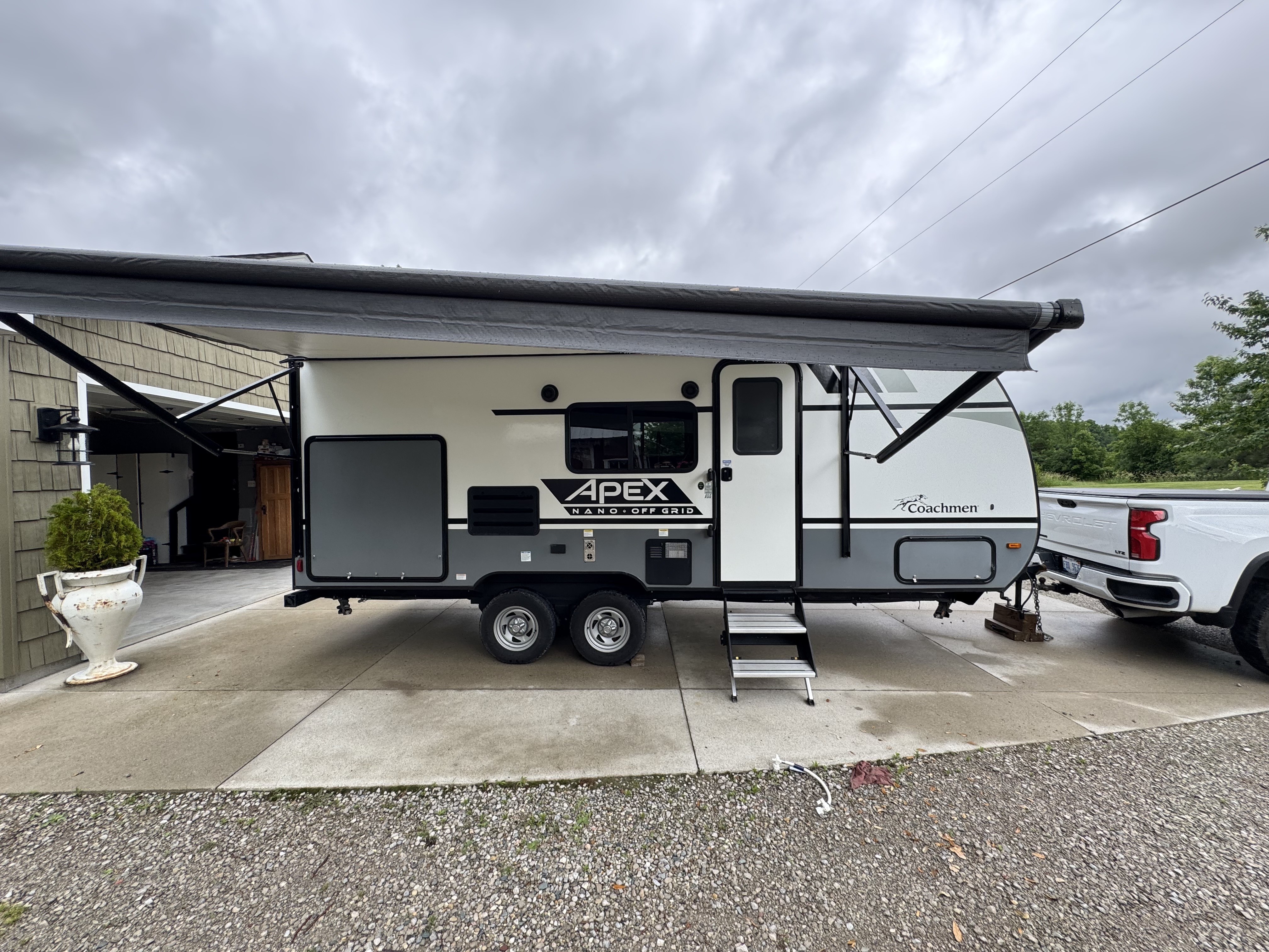 2022 Coachmen APEX NANO 203RBK in richmond MI