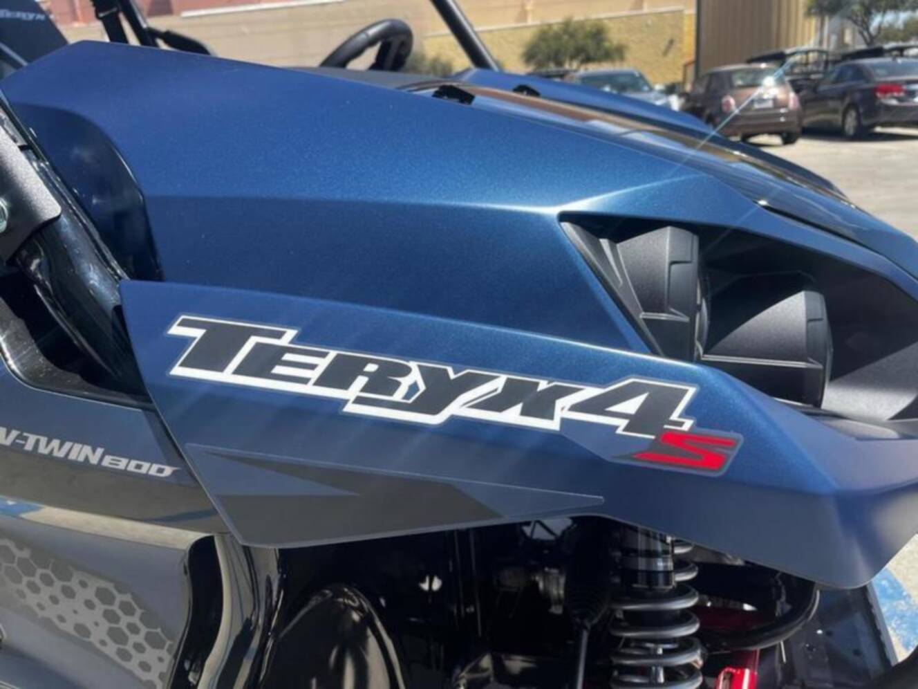 A photo of this 2025 Kawasaki Teryx4 S LEMetallic Matte Twilight BlueSuper Black
