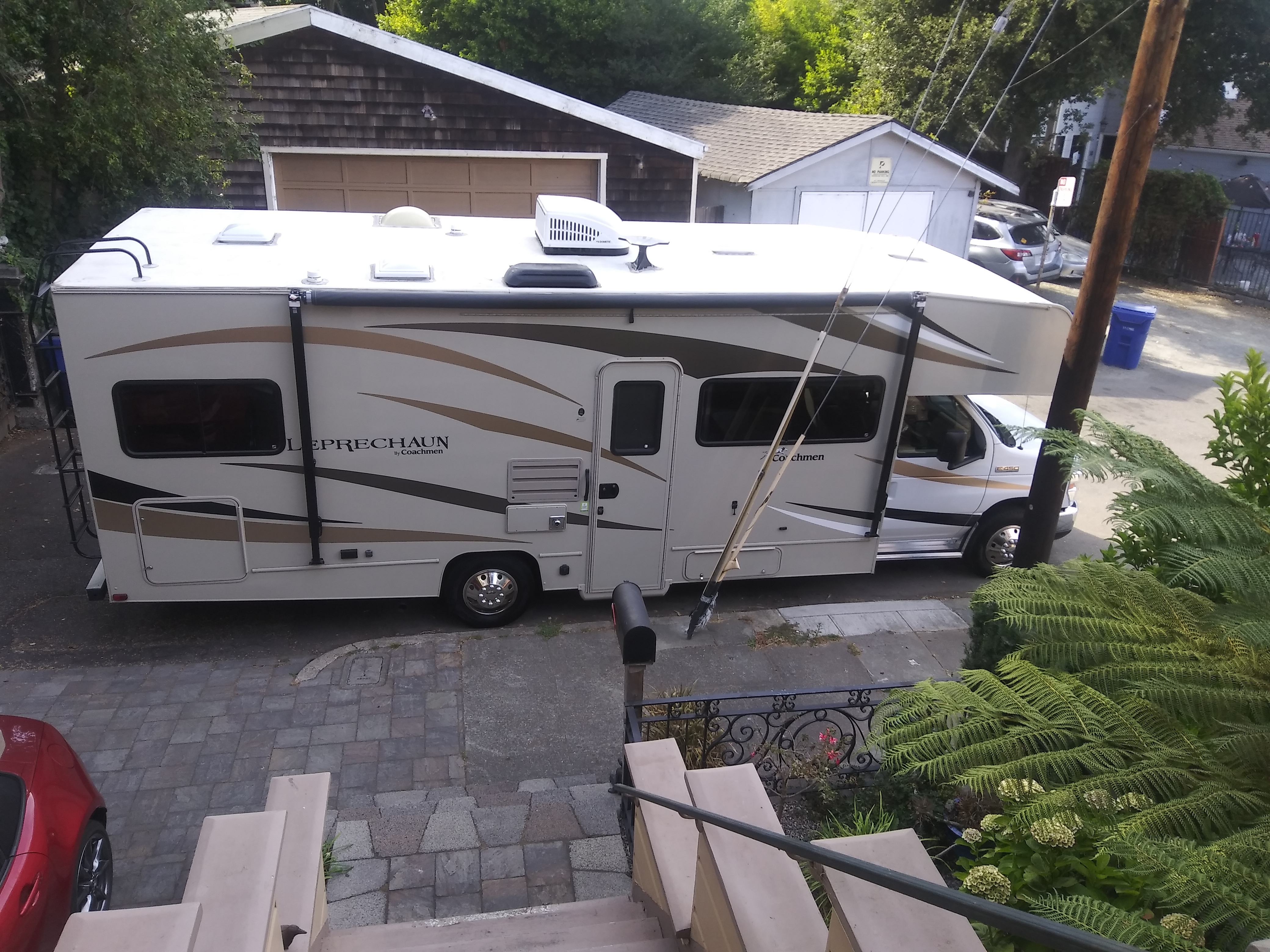 2019 Coachmen LEPRECHAUN 260QB FORD RV