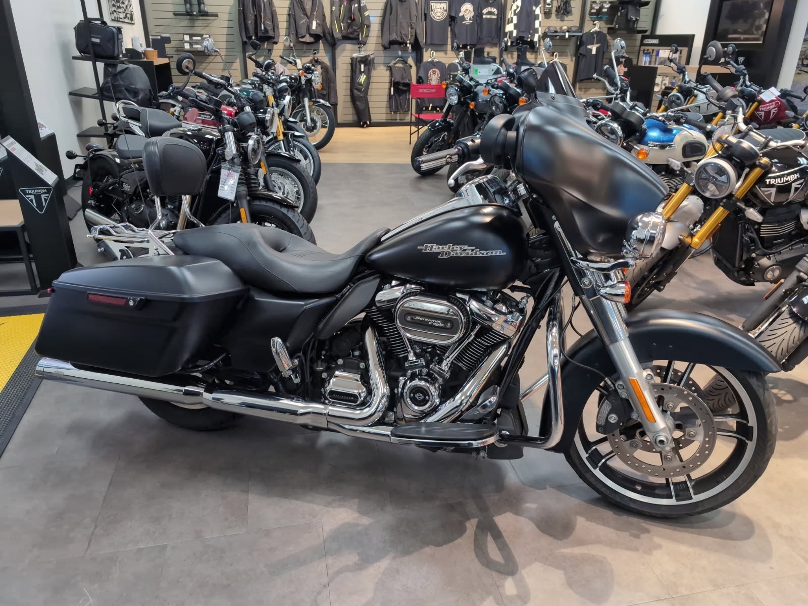 2017 Harley-Davidson Street Glide® in New Haven, CT