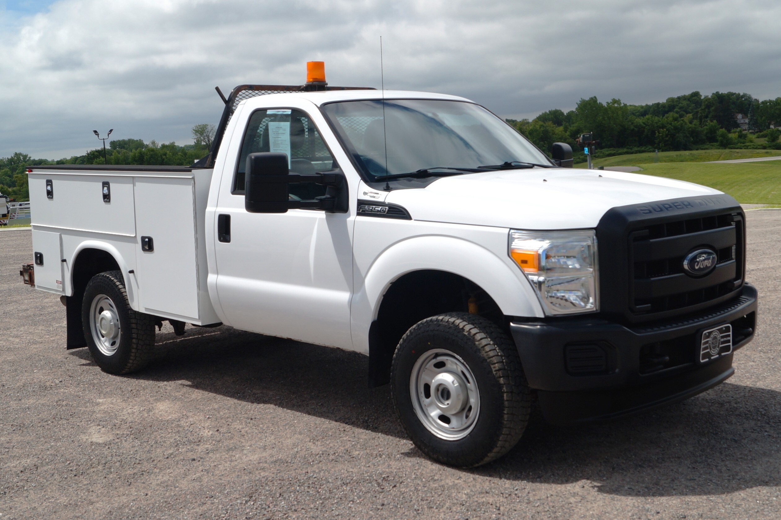 2016 FORD F350 XL in Dassel, MN